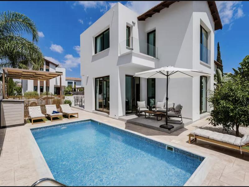 Levanda Dreams 8 in Paralimni